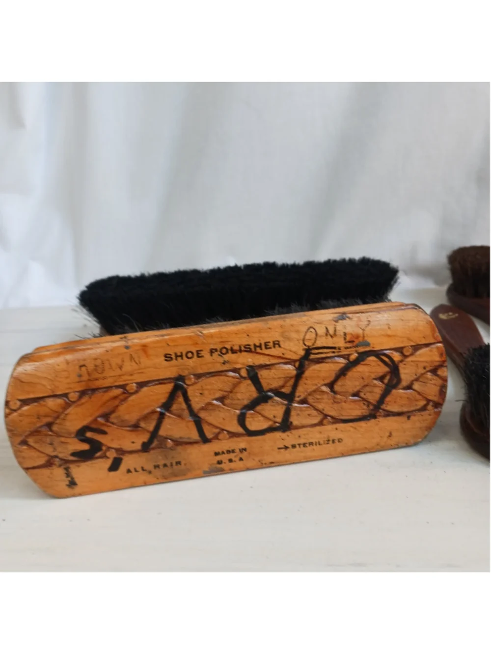 Lot Of 6 Vintage Shoe Shine Brushes Wooden Handle Horsehair, Kiwi Paddle